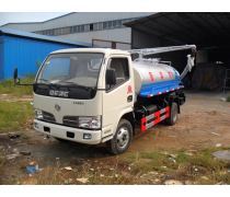 高效環(huán)保的城市守護(hù)者——灑水車產(chǎn)品庫(kù)全解析